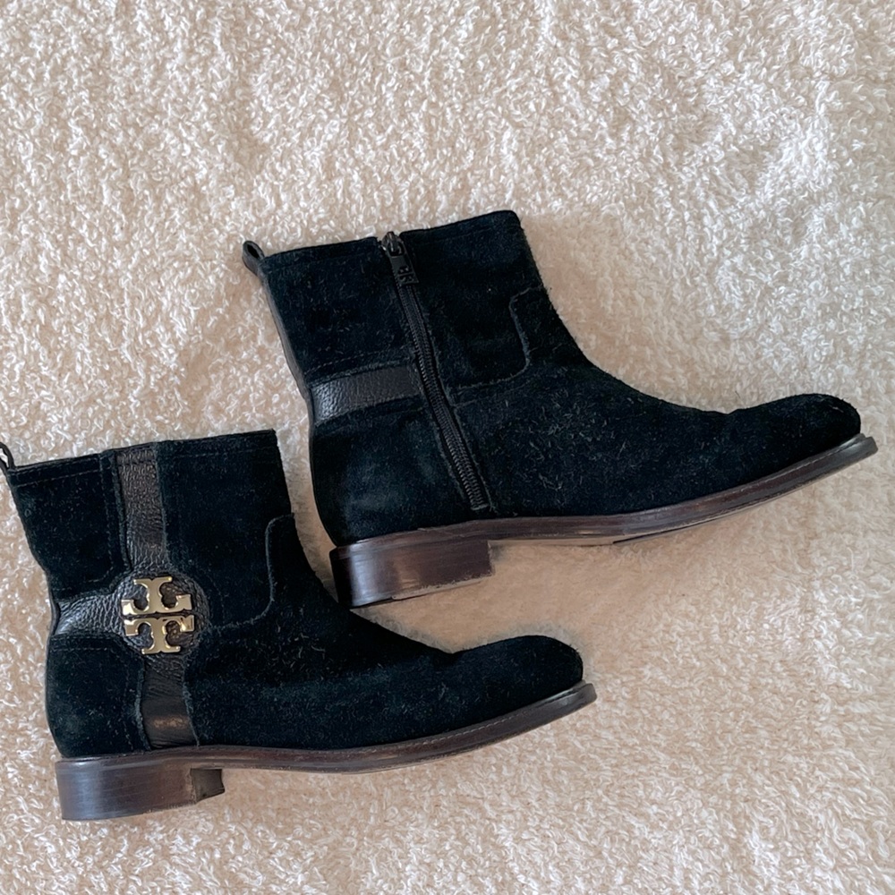 Tory Burch Black Suede ‘Alaina’ Logo Ankle Boots size 7.5